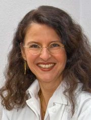 portrait_bjoerg Dr. Barbara Jörg